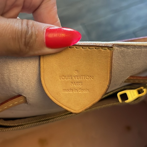 💯 AUTHENTIC LOUIS VUITTON 
Damier Azur Girolata - Picture 6 of 14